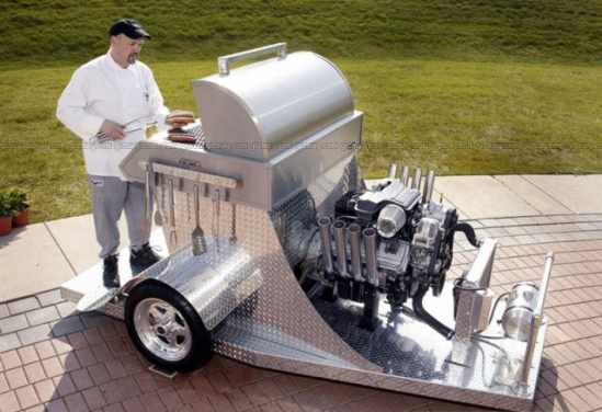 345 horsepower, 5.7-liter HEMI V-8 engine powered Barbeque